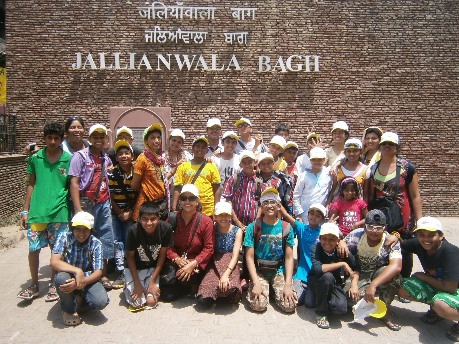 Students exploring Indian heritage architecture with Indian Excursions